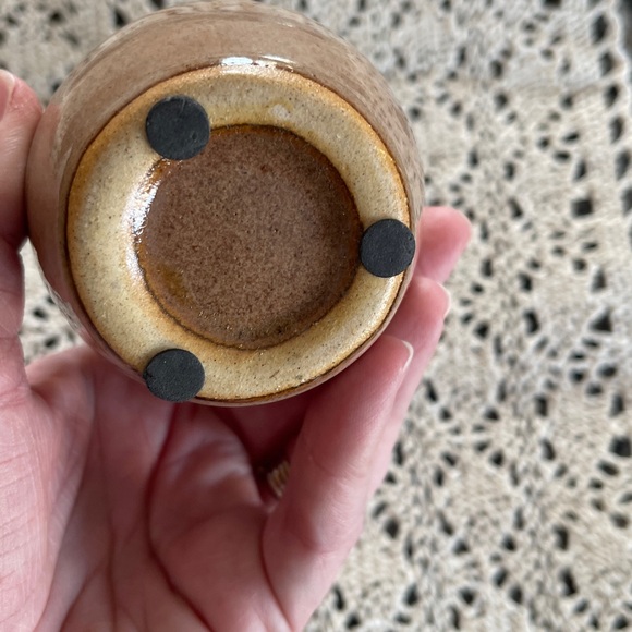 Handcrafted Ceramic Vase with Gradient Colors 🌺 - Picture 4 of 5